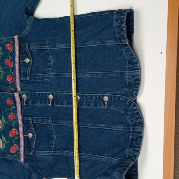 Jean Jacket - Picture 8 of 8